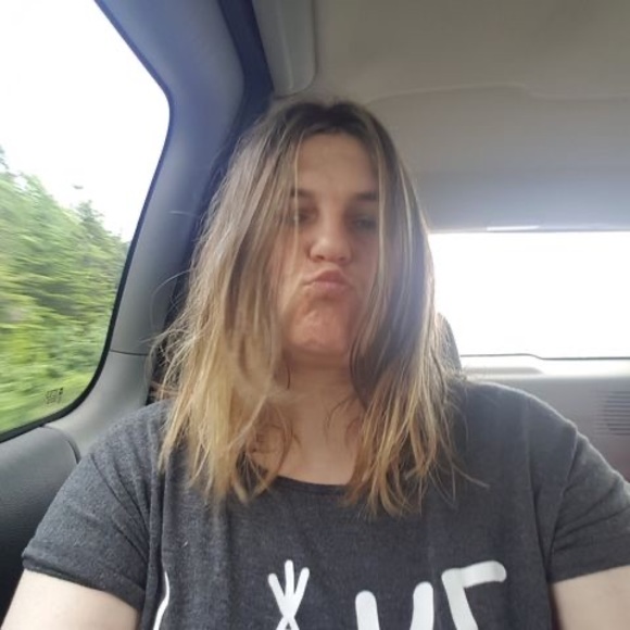 Meet your Posher, Kimberly - Picture 1 of 1